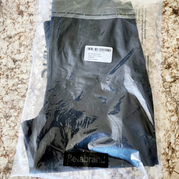 New Classic Dress Pant Yoga Pant | Skinny | Petite, Small - Picture 15 of 15